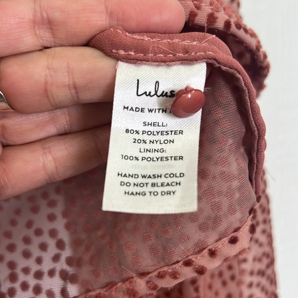 Lulus - Positive Influences Blush Pink Dotted Collared Button Up Blouse Size XS - Picture 11 of 13